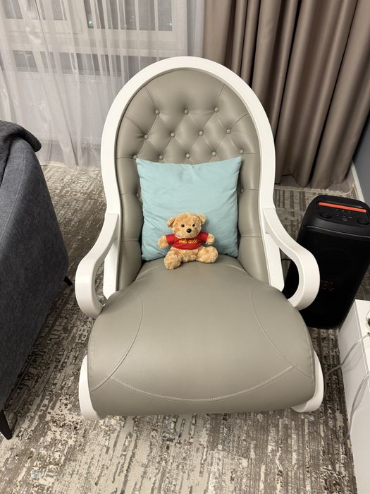 Продам кресло-качалку