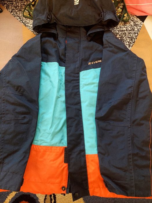Geaca copii "Everest" Masura 134-140 Aproape Noua