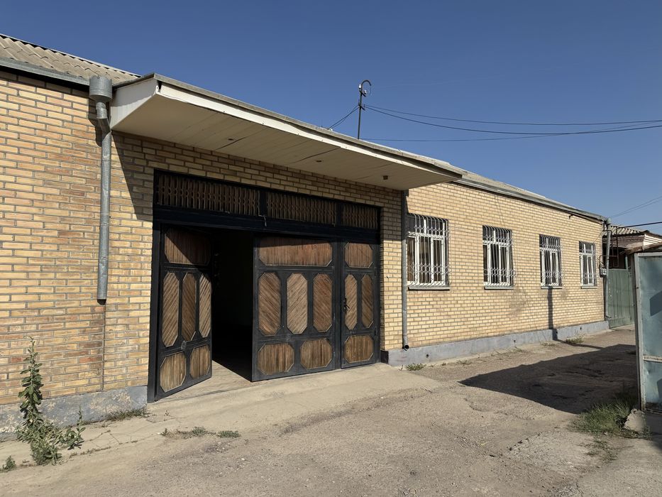 Продаётся 12 Соток. Город Гулистан, улица Насыра Зокирова (122А)