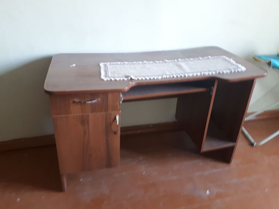 Мебель старая все продаю