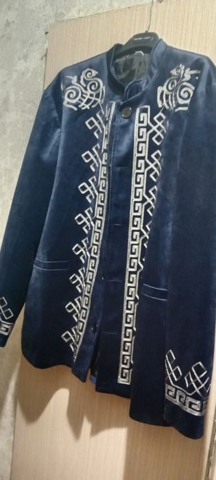 Продам мужской чапан новый