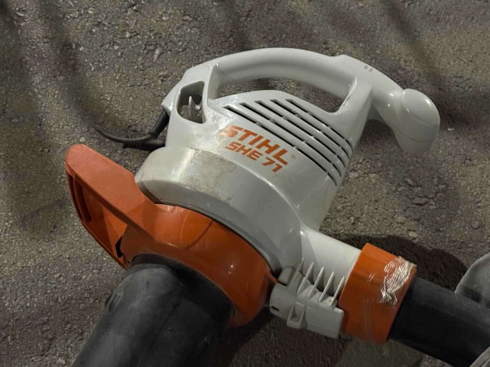Въздуходувка-прахосмукачка електрическа Stihl SHE 71, 1,1 kW, 45 л
