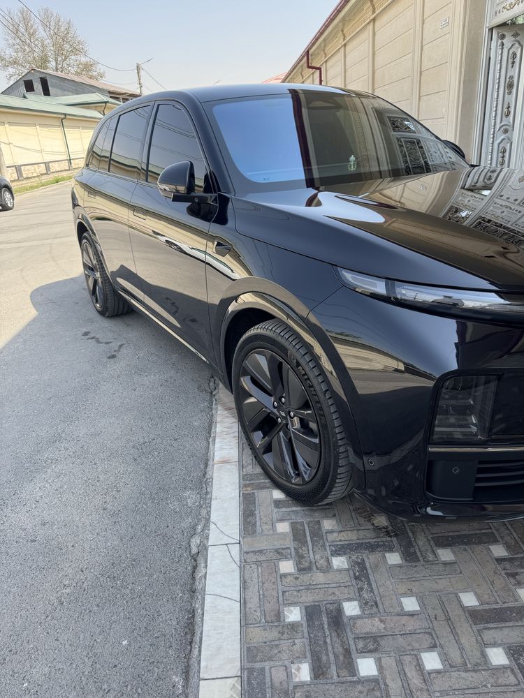 Li 7 Pro cherniy