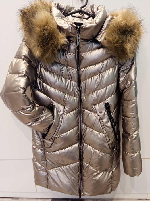Зимно златисто пухено яке