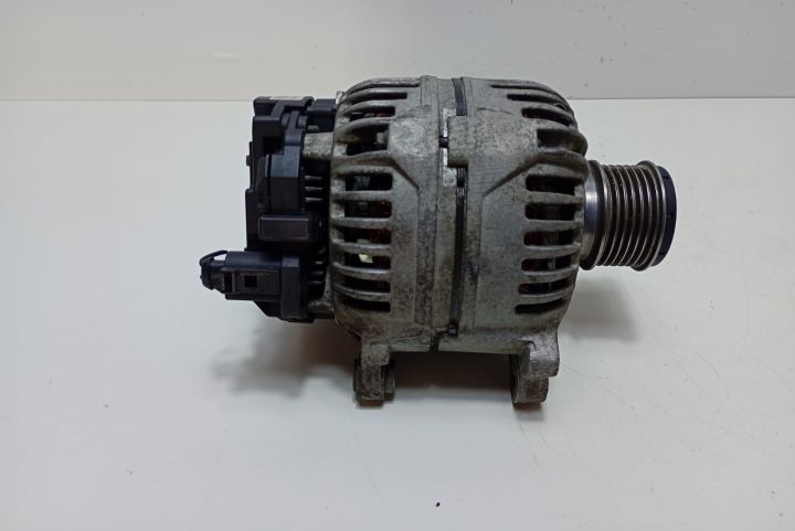 Alternator 12045340125N Volkswagen VW Passat B6 seria