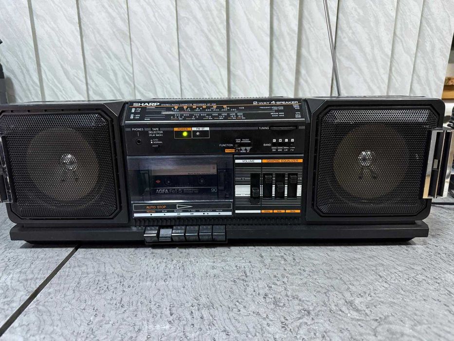 Sharp GF-330H(BK) Boombox