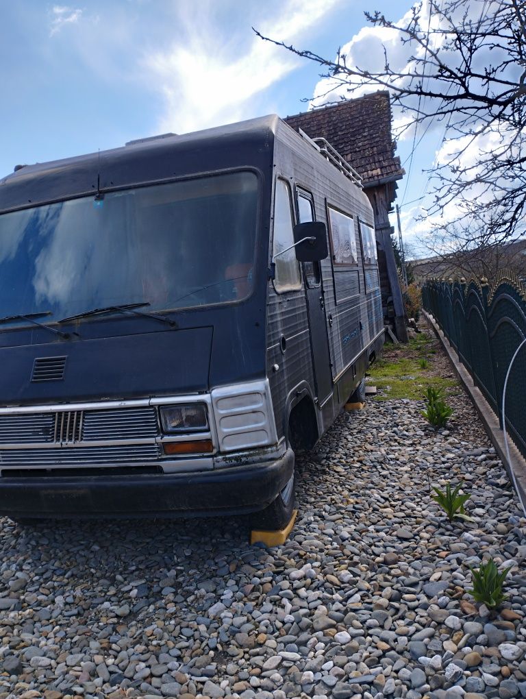 Vând auto camping fiat