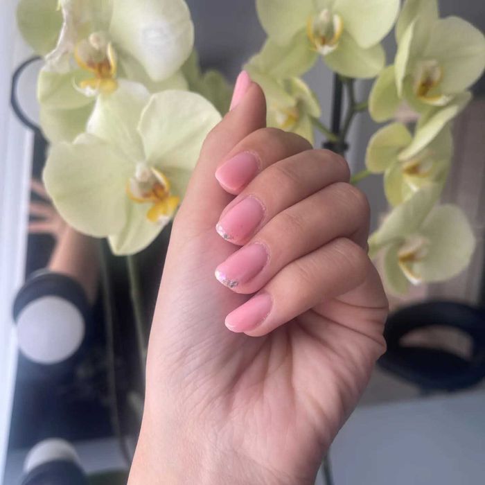 Manichiura ( modele cu plată consumabilui)