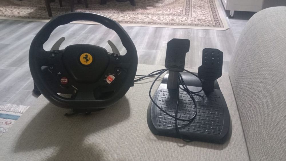 Продам руль Thrustmaster T80 Ferrari 488 GTB Edition чёрный