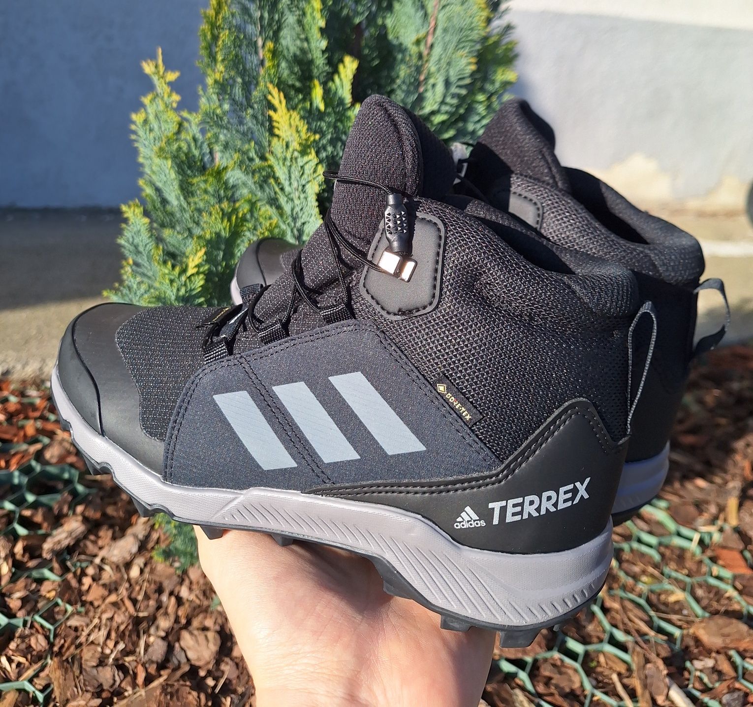 Ghete iarna impermeabile Adidas Terrex Continental Mid GORE-TEX Hiking