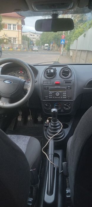 Ford fiesta 2007,..1.3 benzina..5000 lei