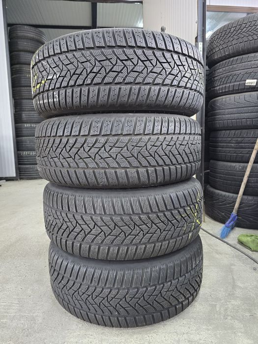 4 Броя 235/50/18 Dunlop 8,5mm 23dot