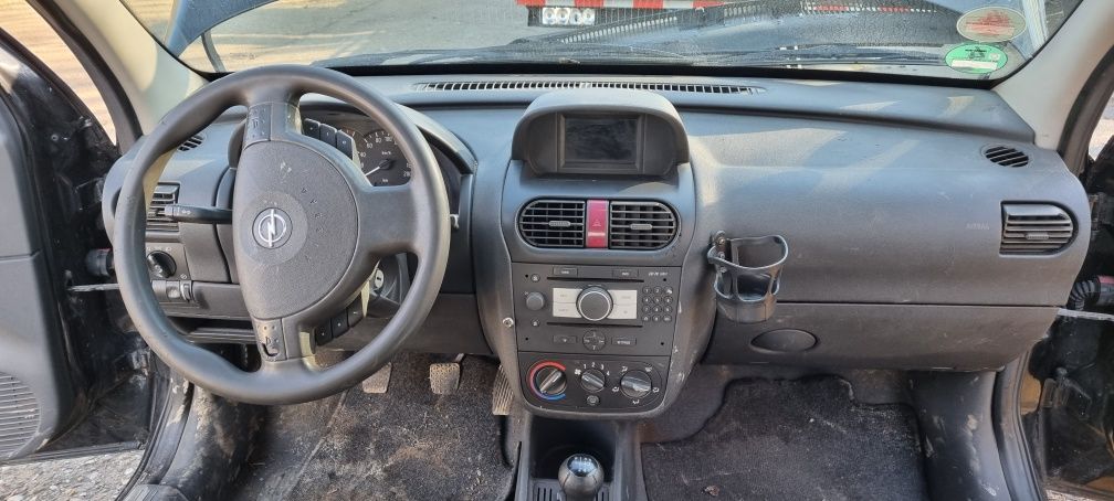 Dezmembrez Opel Combo 2006 1.3 diesel