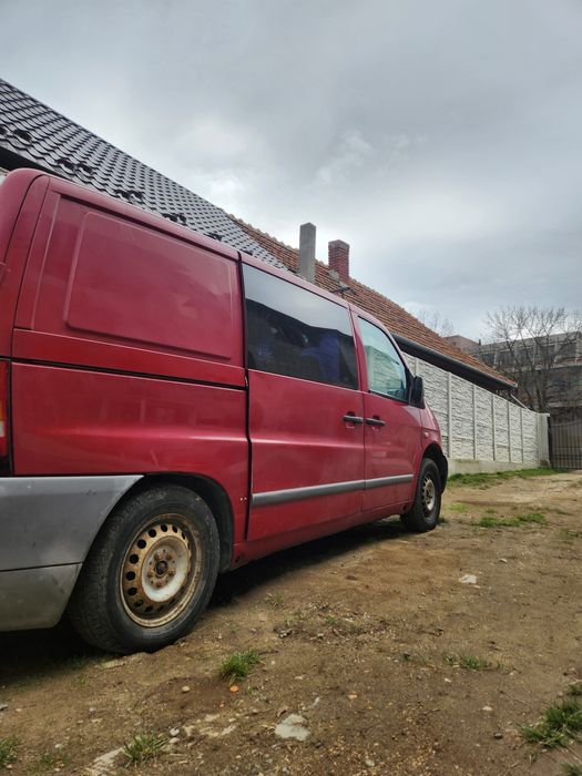 Mercedes vito 110 CDI, an 2003 dezmembrează.