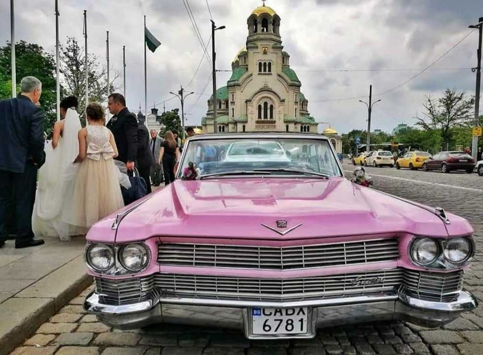 Ретро Автомобил под наем Кадилак 1963 г.
