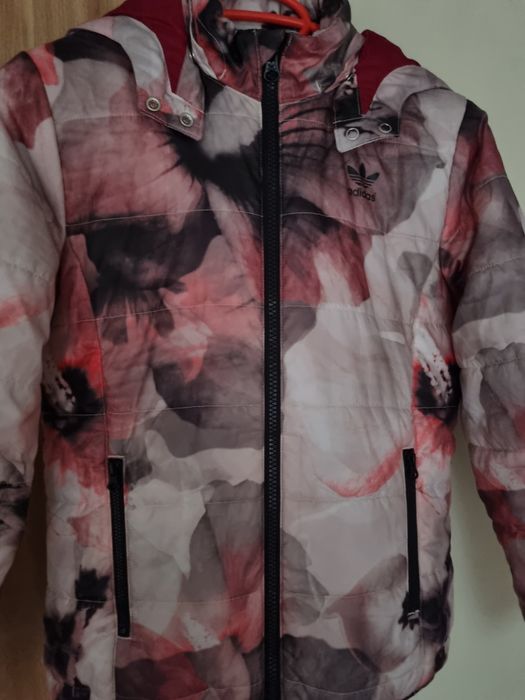 Оригинално детско яке за момиче ADIDAS 10-11 години