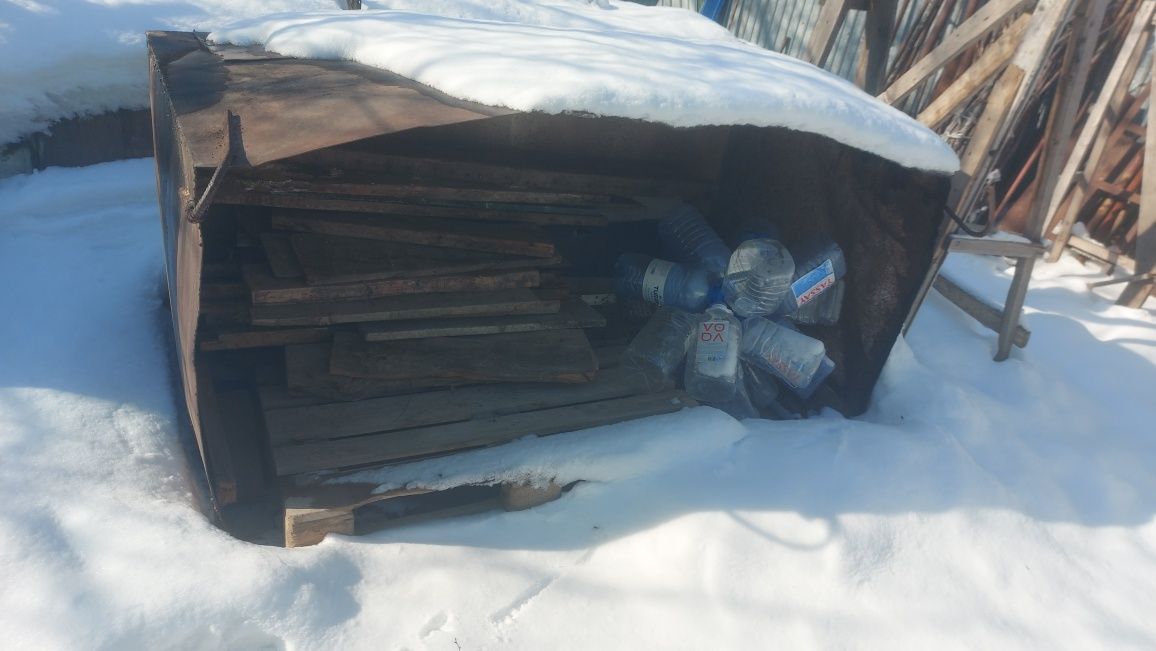 Продам металлическую емкость