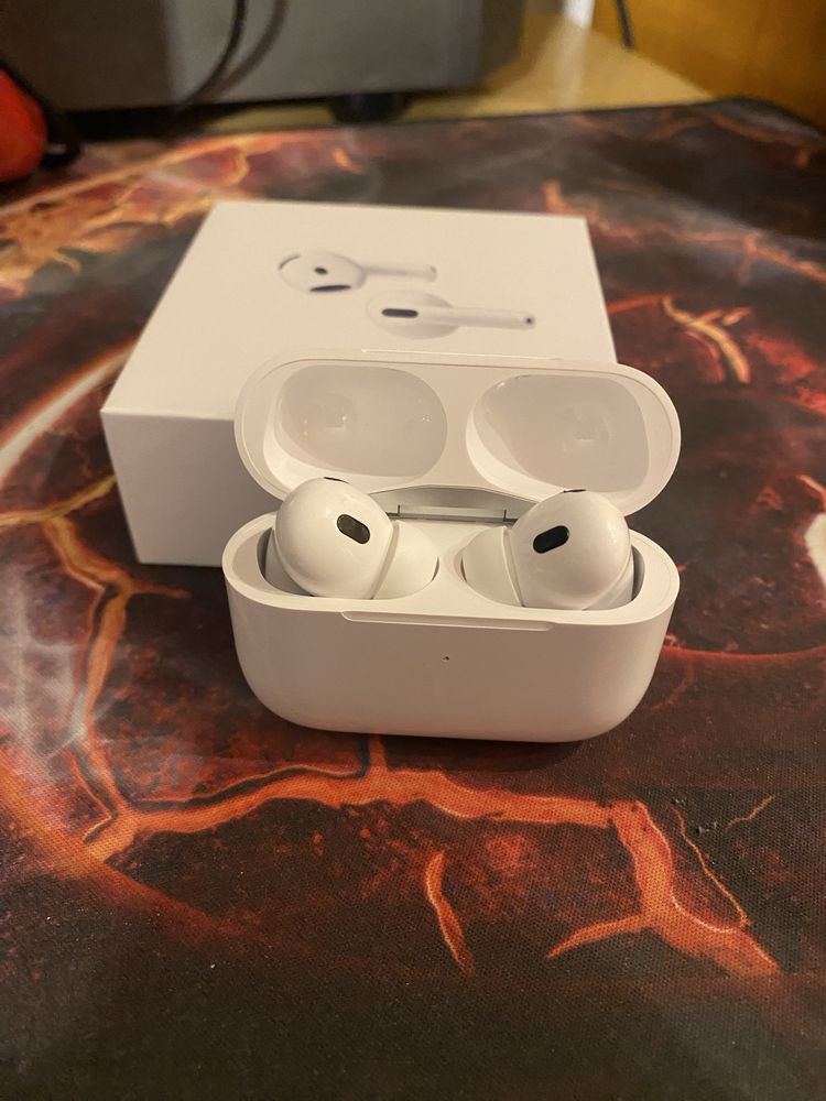 AirPods gen 2 pro