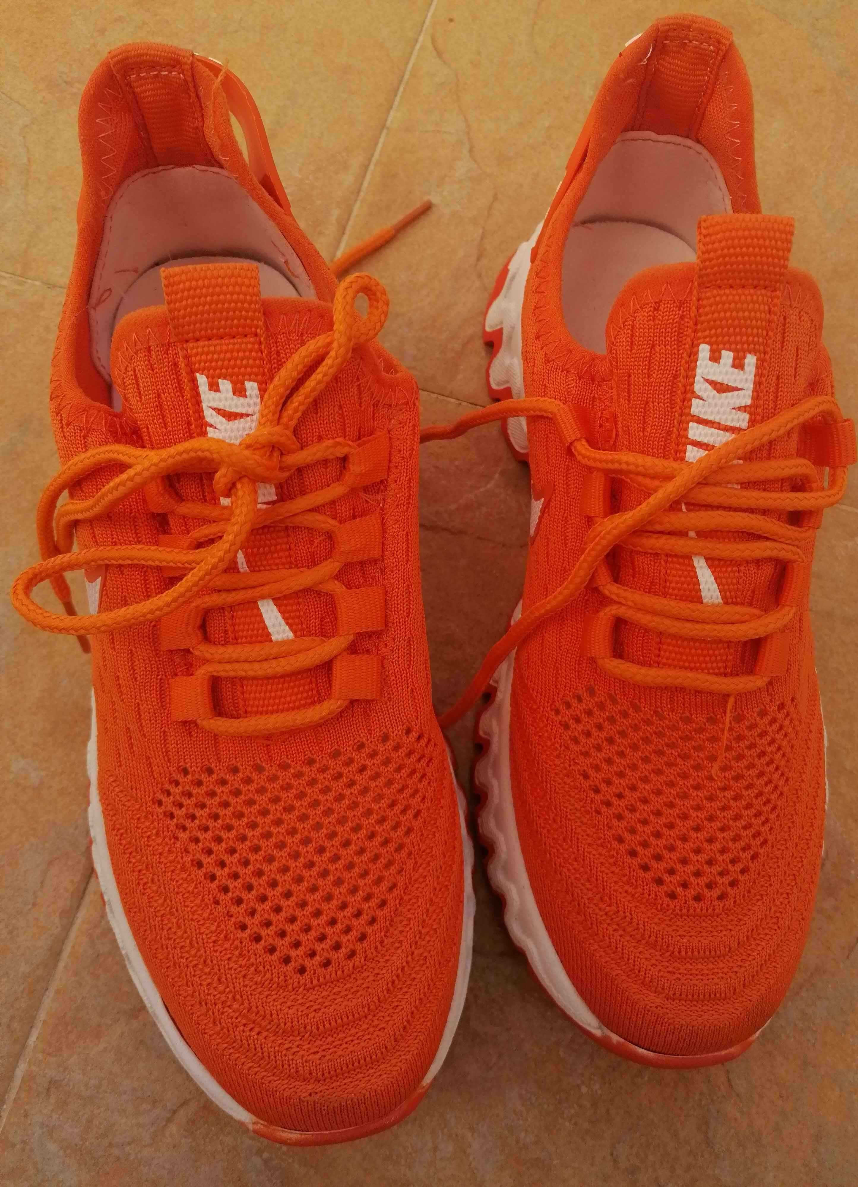 Нови маратонки NIKE
