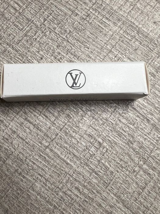 Louis Vuitton Ombre Nomade 2 мл парфюм