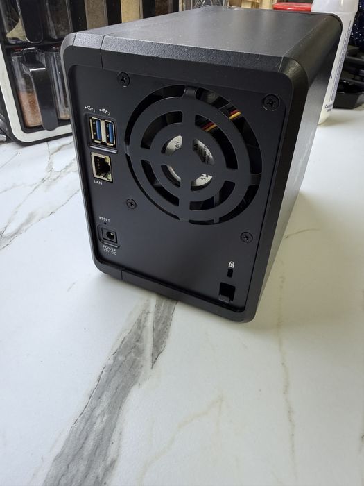 Vand Network Storage NAS 326