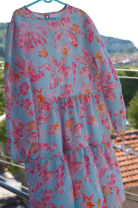 Италианса рокля - лятна къса рокля с дълъг ръкав