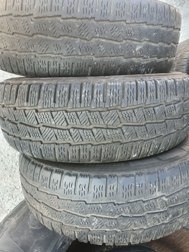 Гуми за микробус 205 65 16 C / 215 65 16 C Michelin