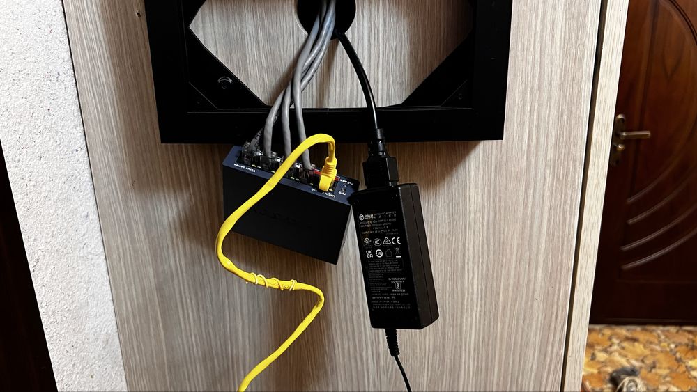 Под Hikvision домофон продам шкатулку