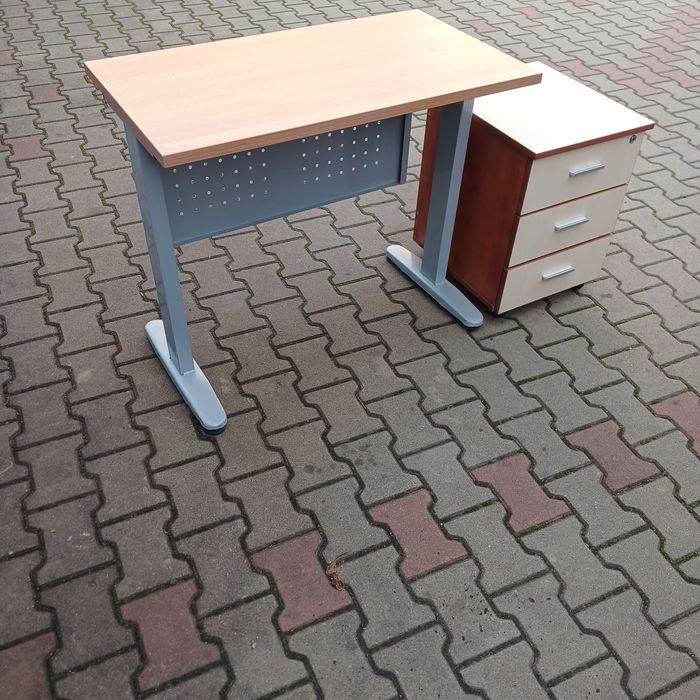 Birou cu dolapior cu sertare