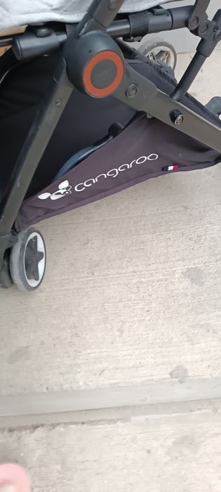 Кенгуру Лятна количка