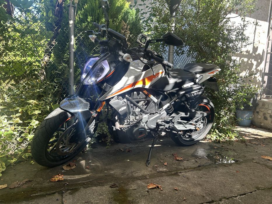 KTM DUKE 390 2022 в отлично състояние