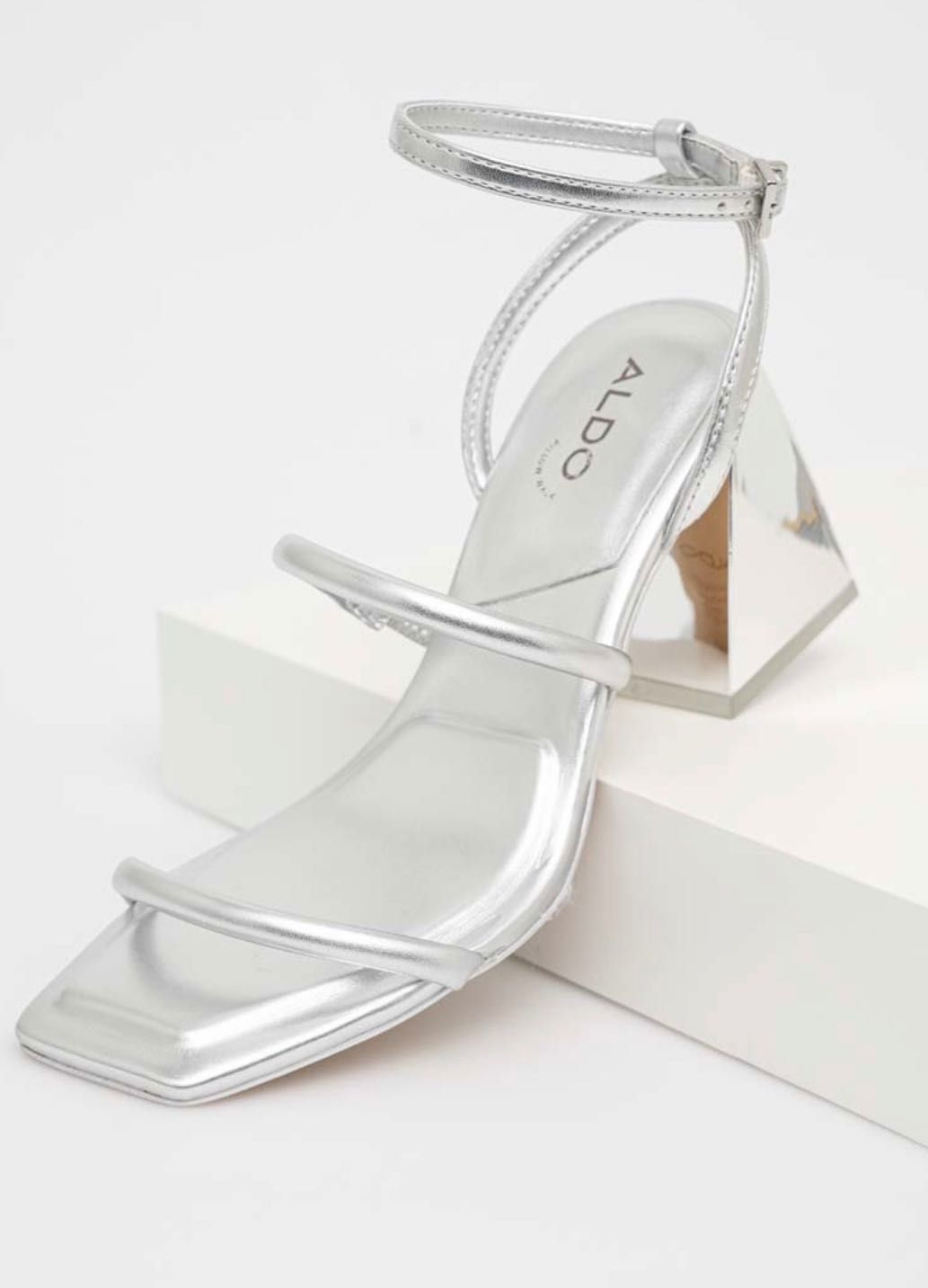 Дамски сандали ALDO