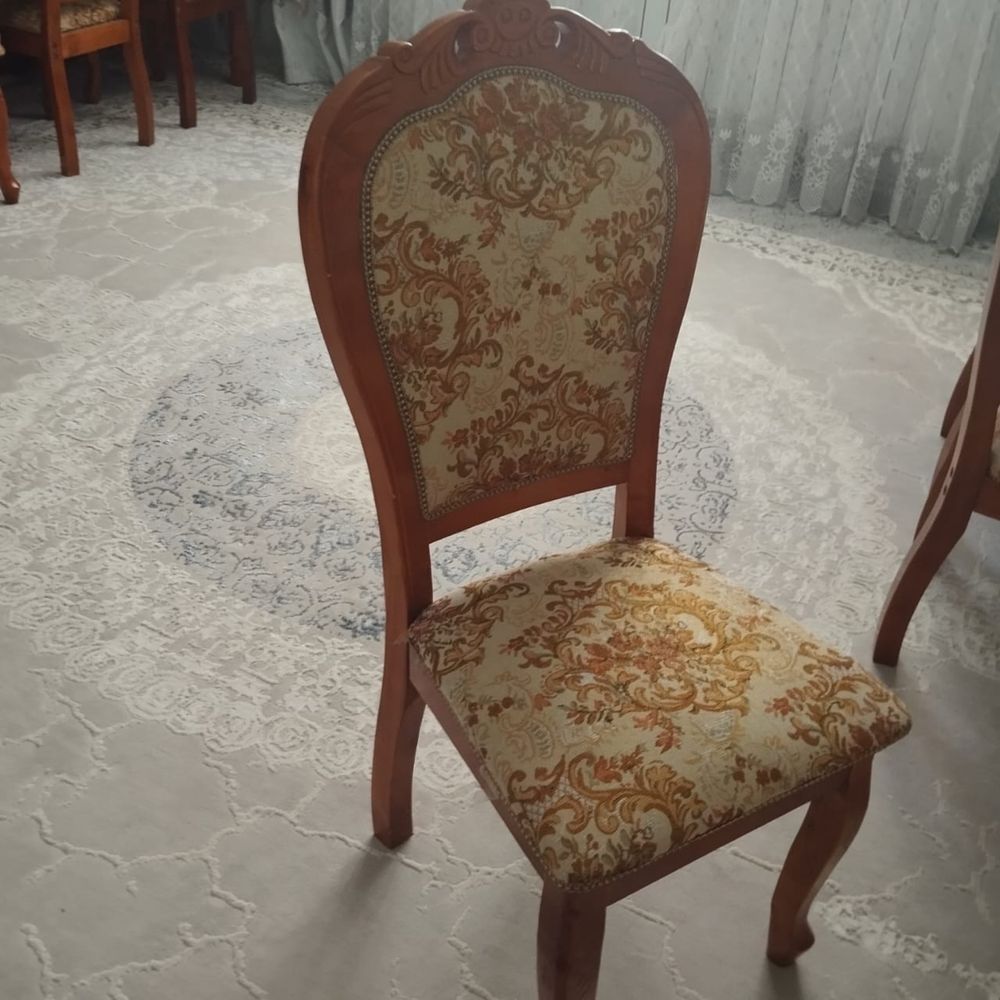 Стулья для гостиной 16 штук