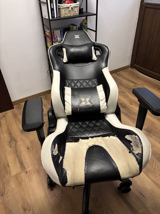 Scaun gaming serioux