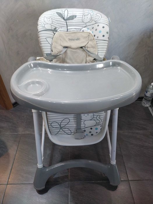 Детски стол за хранене