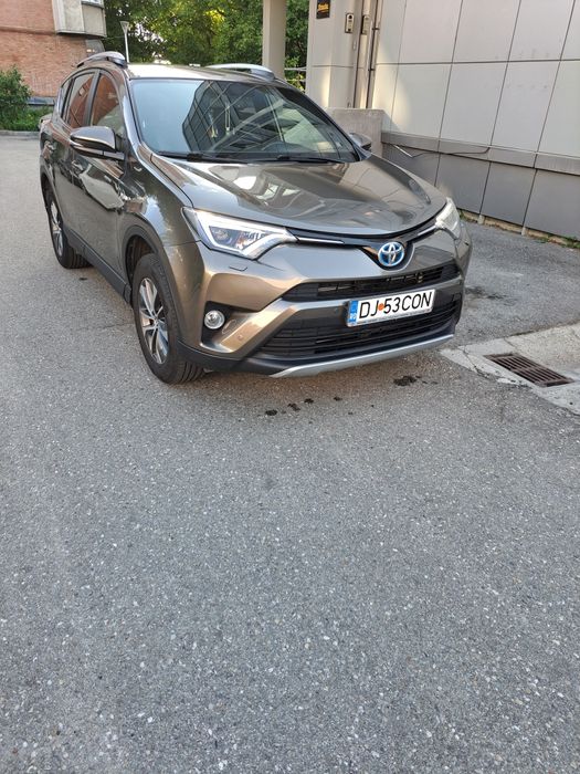 Vind Toyota RAV4 hibrid