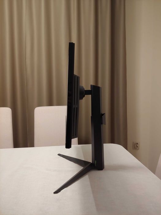 Монитор LG UltraGear 27GR83Q-B, 27" IPS, 240Hz, WQHD, 1ms