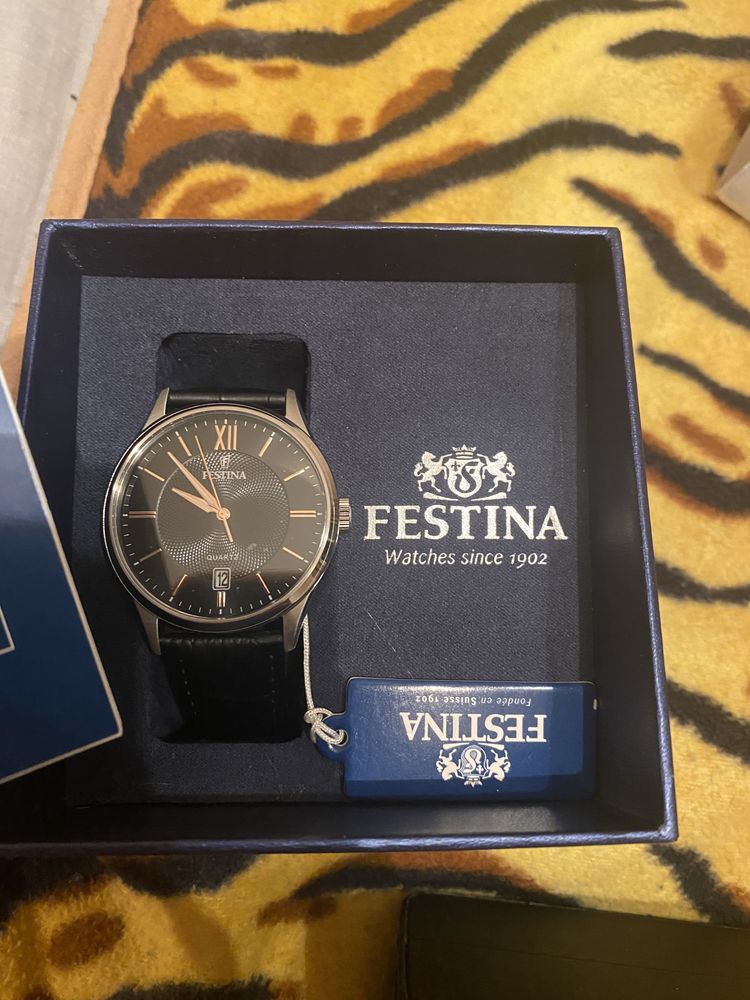 Часы festina