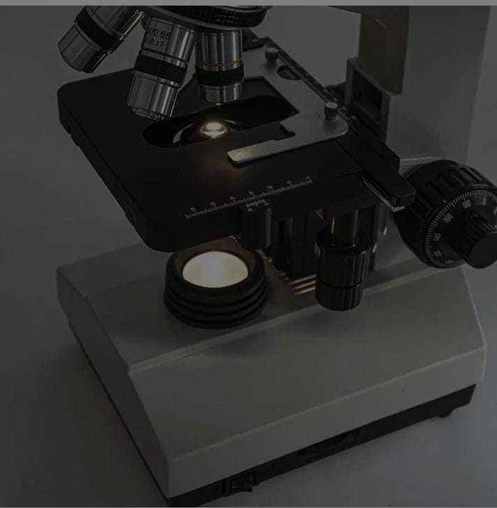 Бинокулярный микроскоп.