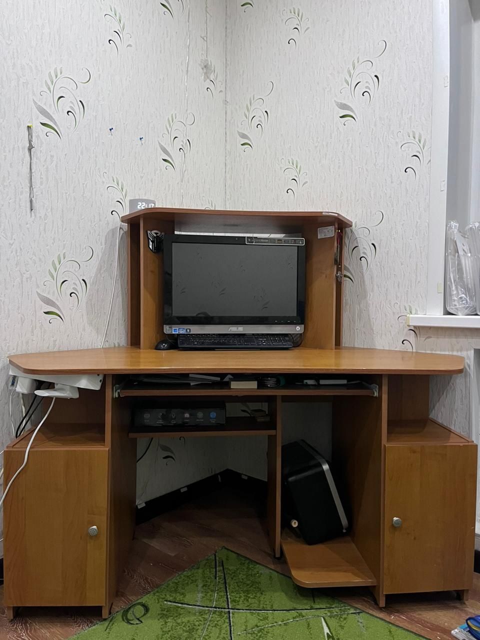 Компьютерный стол