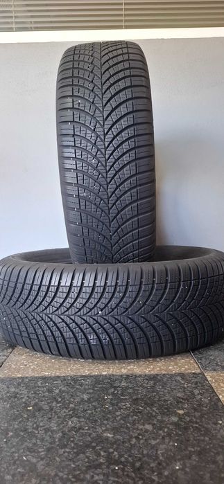 2бр. 215/65/16 Goodyear 6.8mm грайфер, дот 22г. Безплатен монтаж