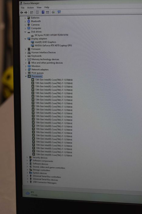 HP Omen i7-13700, 17.3" 144Hz GF RTX 4070 8GB, 32GB DDR5, 1TB SSD NVMe