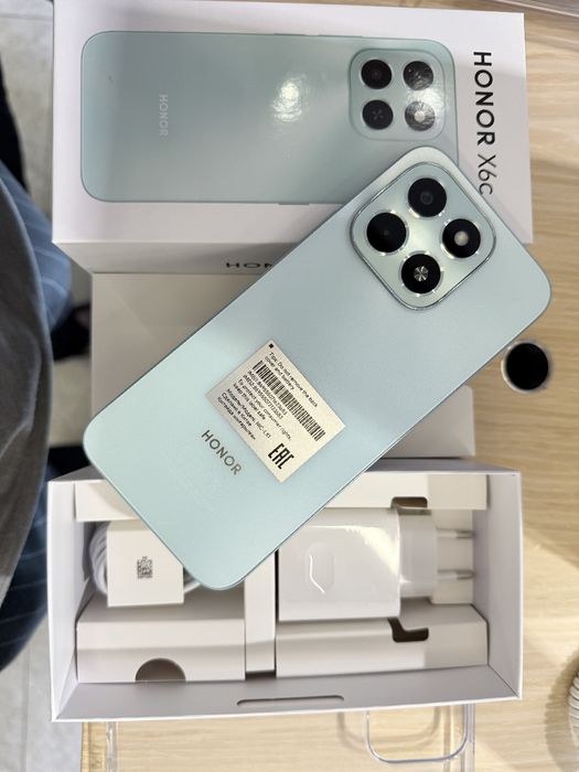 HONOR X6c 6+6/128 GB Full kamplekt srochna sotladi