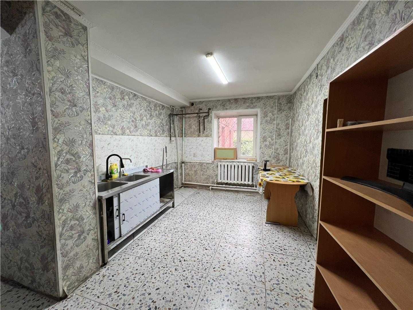 Продаю дом 300 кв.м. по ул. Рахимова