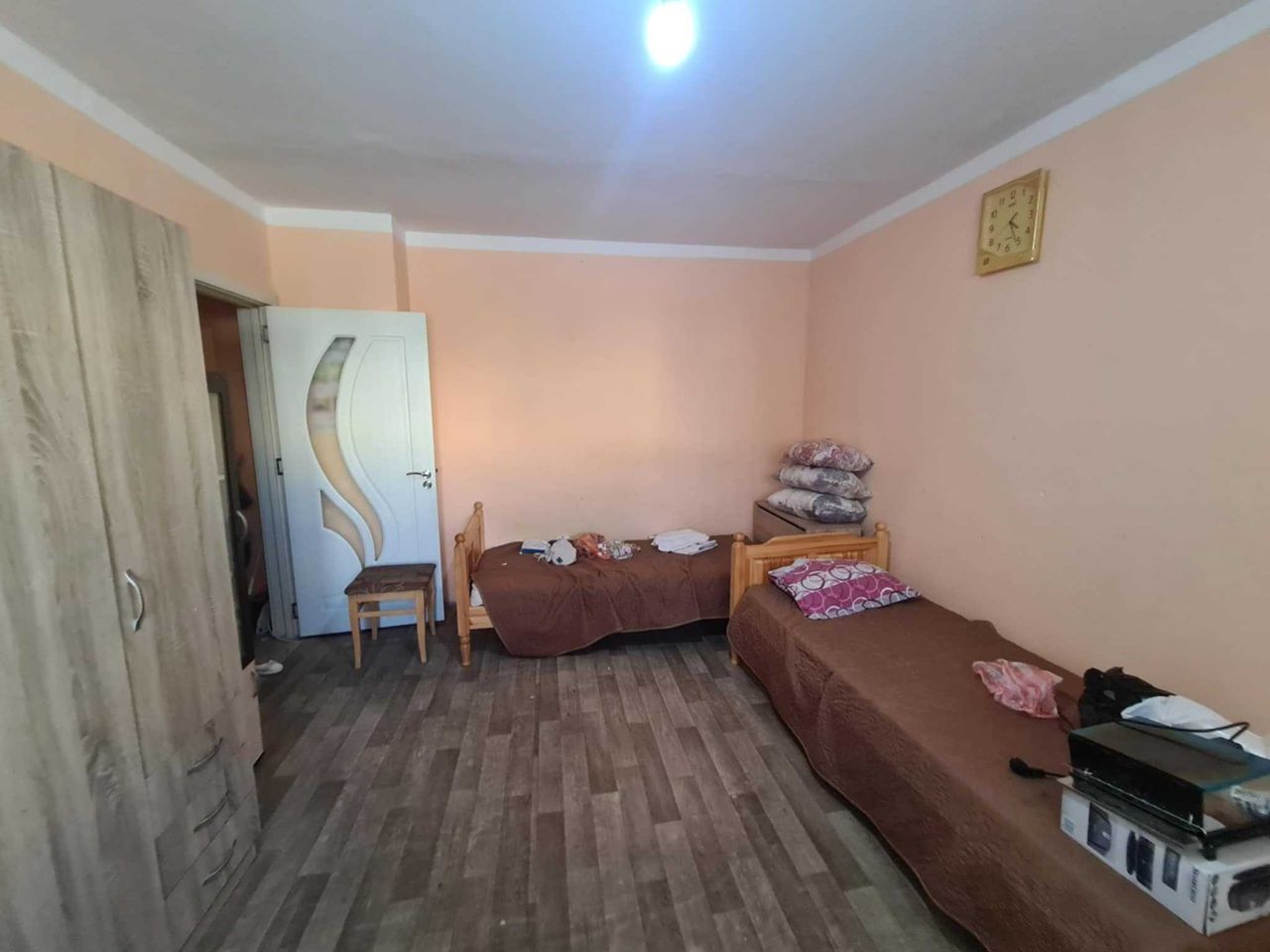 Продава се Едностаен апартамент в Хасково, Орфей - 42 кв.м за 996 €/кв.м - Снимка #1