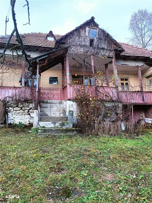 Casa Traditionala - Anexe - Teren Generos - Zona Execelenta - Comision