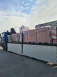 Închiriez camion cu macara / transport marfa containere