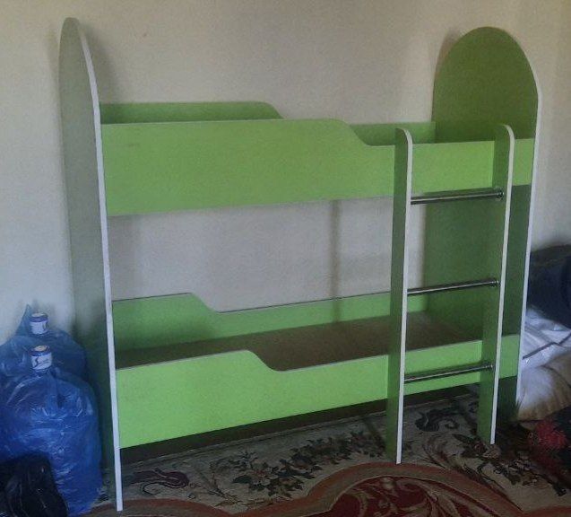 Продается двух этажная кровать