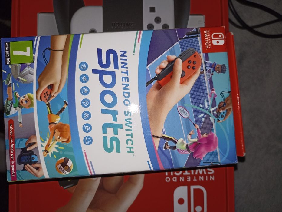 Vând Nintendo Switch oled nou