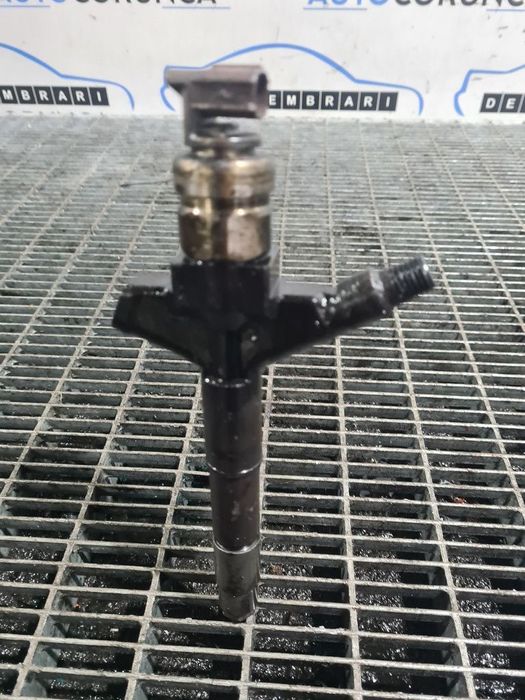 Injector Nissan Pathfinder 2.5 Diesel D40 2004 - 2010 174CP YD25DDTi (922) Diesel D820FFF1